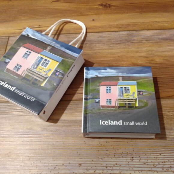 Iceland Small World Miniature Picture Book with Bag - Picture 1 of 4